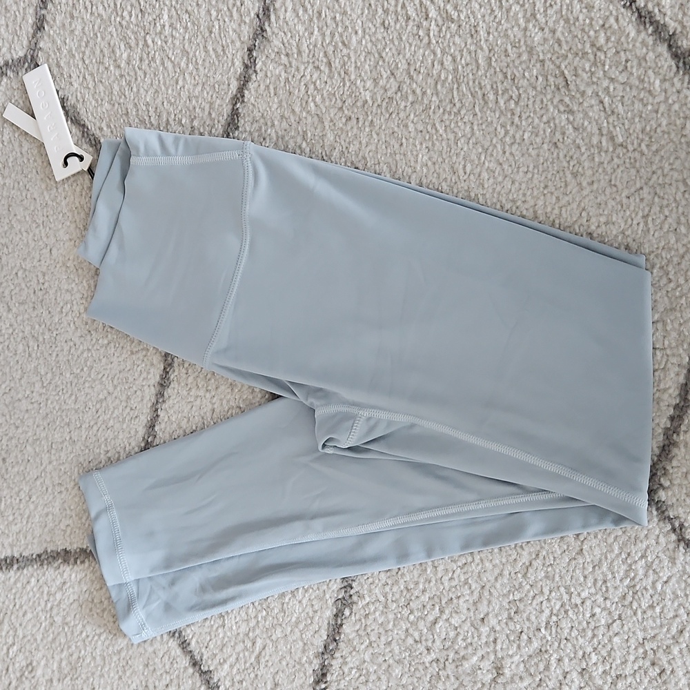 NWT Paragon Size S RecStretch Original Sculptseam Legging Pearl Blue